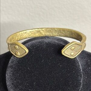 Vintage Marked Ardis Gold-Toned Women's Cuff Bangle Bracelet Detailed​​